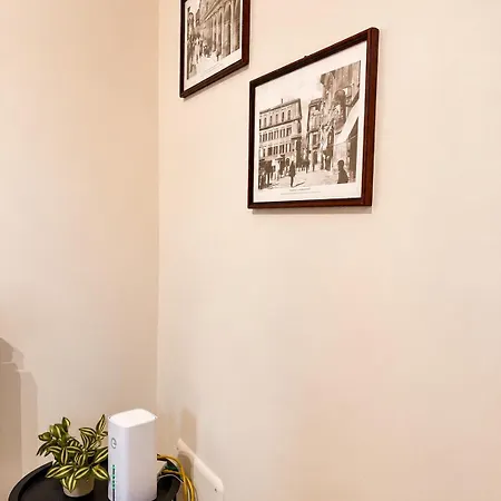 Apartment Cuore D'aquila - La Dimora Della Villa- Posto Moto Privato